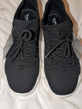bernie mev. Davin Comfort Chunky Sneakers Black White EU 37 NWOB